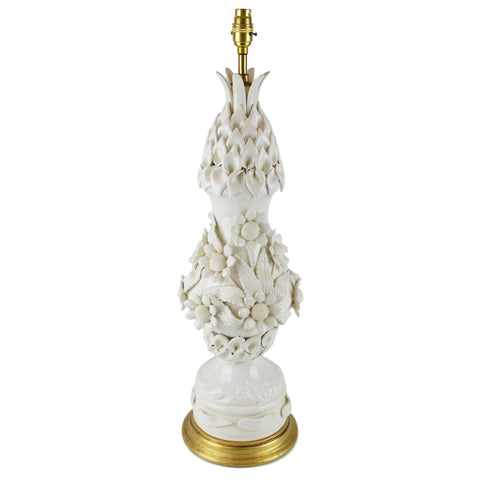 Munro and Kerr Casa Pupo large white lamp with daisy and leaf ceramic details on a gilt base